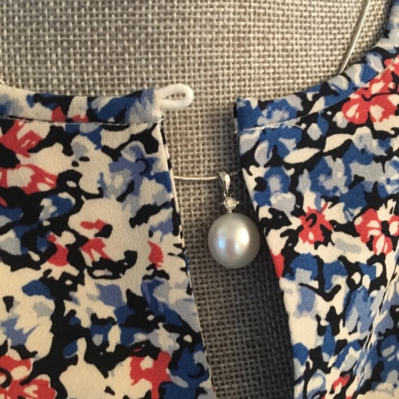 J Crew top - Picture 3 of 4